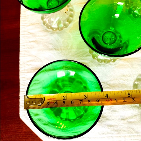 Emerald green Desert Glasses Set Of 6 Green Glasses With Clear Glass Flower Stem - Picture 6 of 8